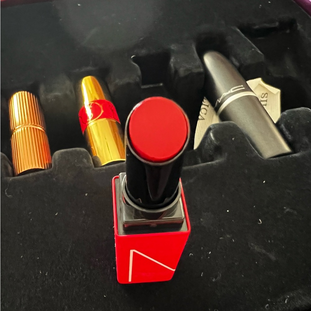 Party Lip Edit from Bloomingdale’s - Picture 6 of 7